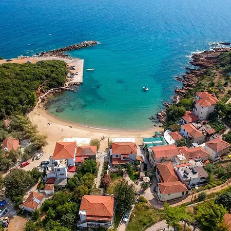 호텔 Menagia Village *
