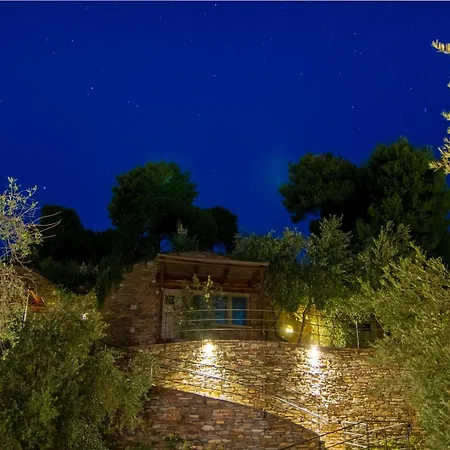 호텔 Menagia Village *